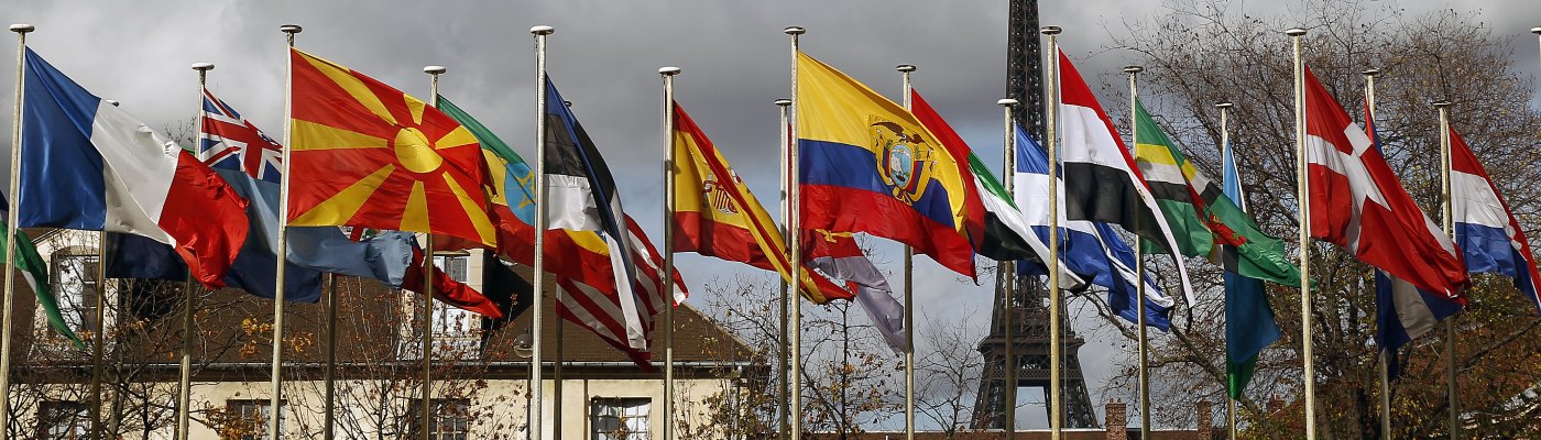 BetStars Apuestas ceremonia inaugural JJOO 2020 banderas Las apuestas deportivas reflejan que la celebracion de los JJOO está ahora mismo en el aire